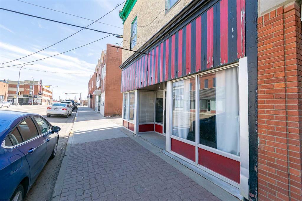 5007 50 Avenue, Stettler, AB