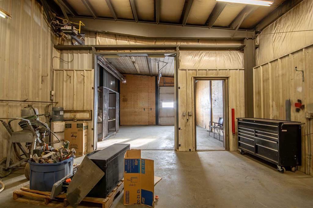 5423 Township Road 325b, Sundre, AB