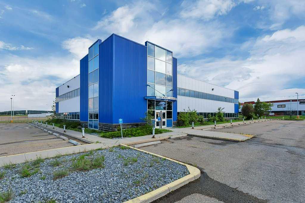 33 Schenk Industrial Road, Sylvan Lake, AB