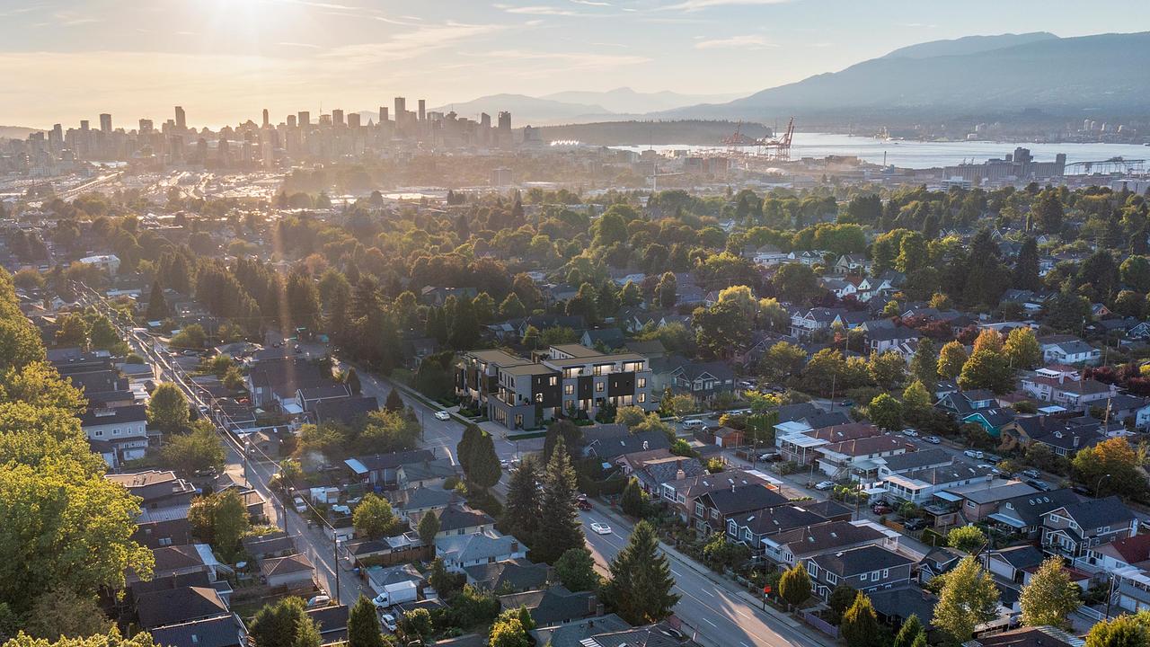 2095 East 1st Avenue, Vancouver, BC