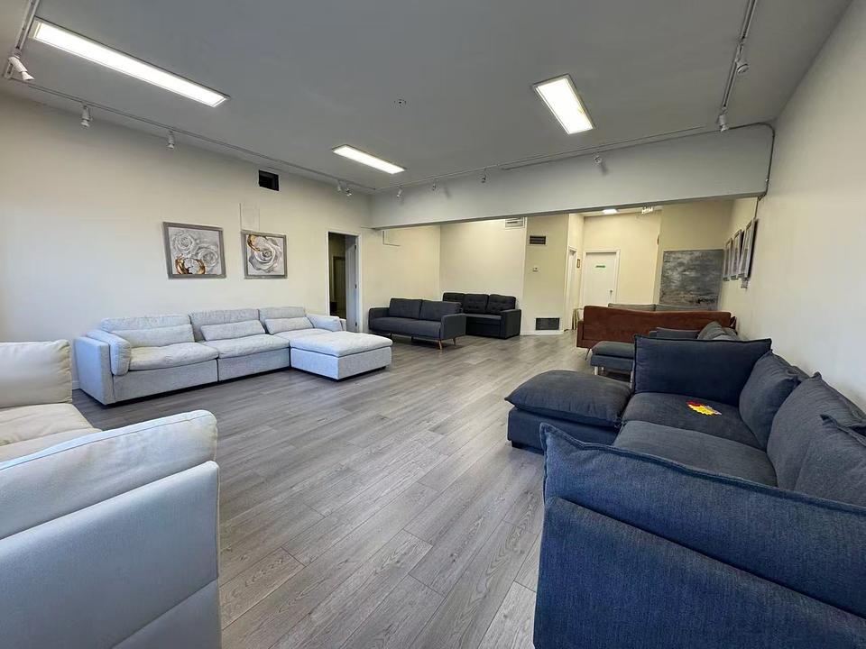 250 - 12560 Bridgeport Rd, Richmond, BC
