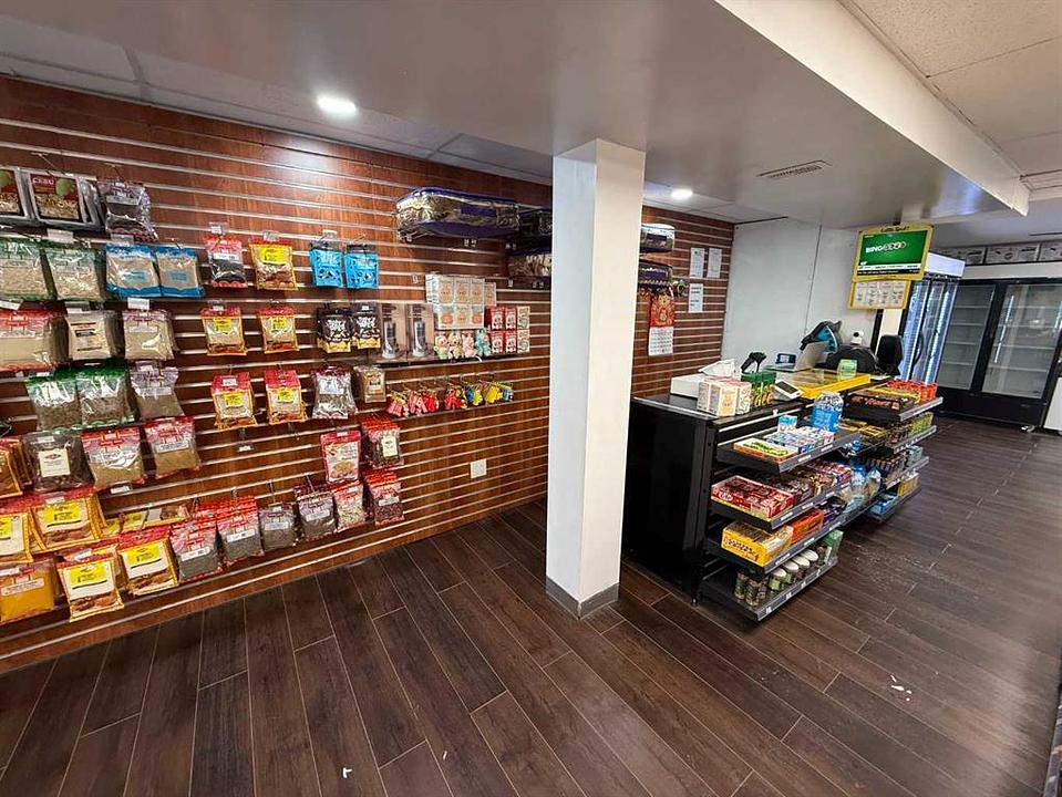 183 Pembina Avenue, Hinton, AB
