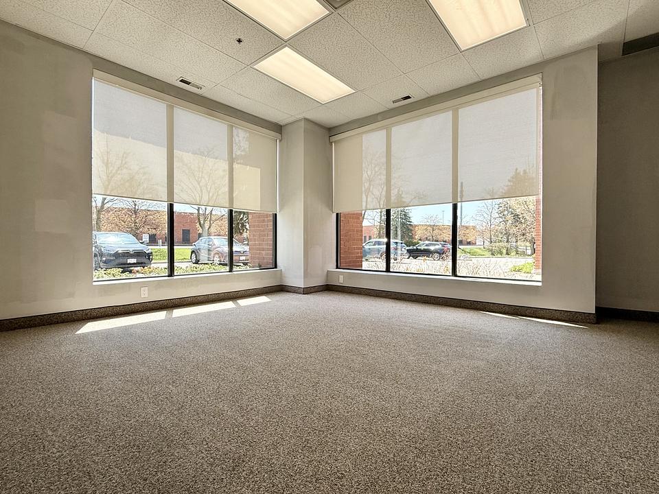 14 - 110 Jardin Drive, Vaughan, ON