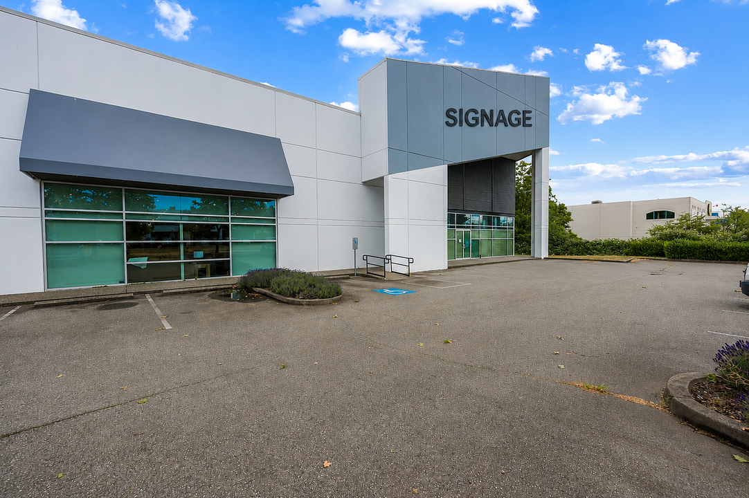 1369 United Boulevard, Coquitlam, BC