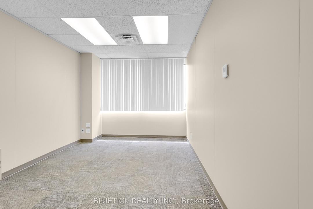 310 - 710 Dorval Drive, Oakville, ON