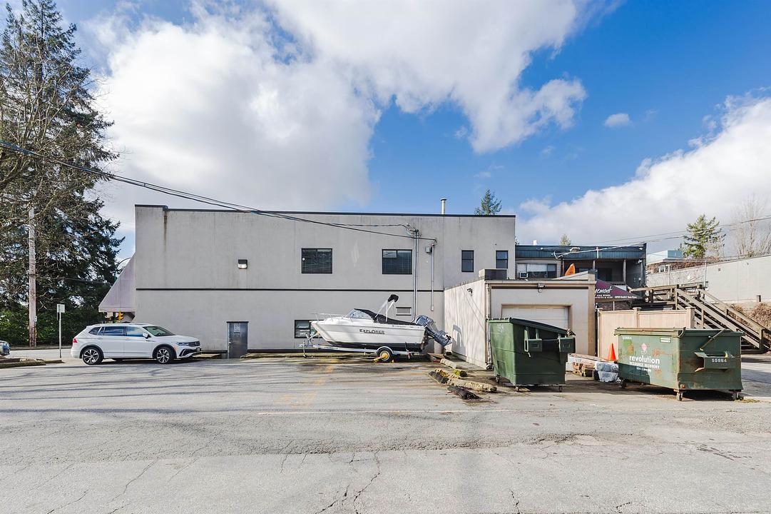 3012 Edgemont Boulevard, North Vancouver, BC