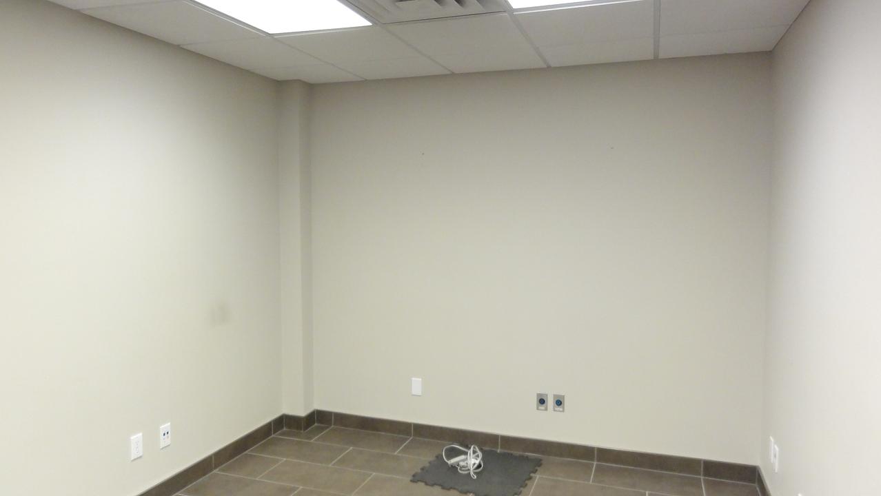 241 - 4411 16 Ave NW, Calgary, AB