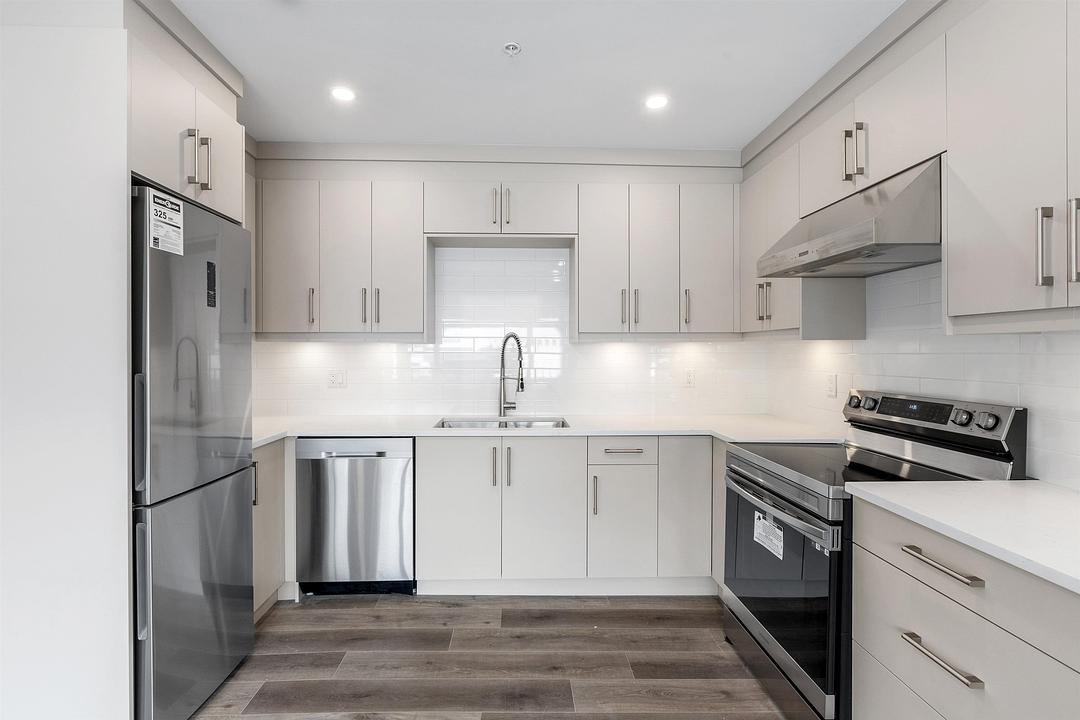 1635 Marine Drive, North Vancouver, BC