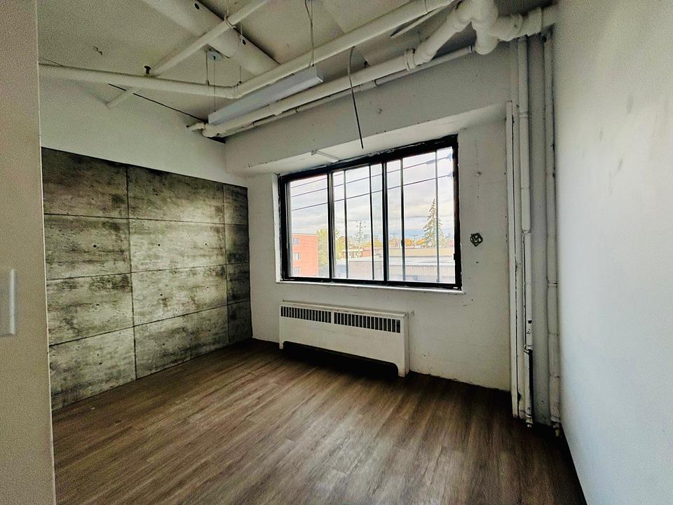 260-285 - 9090 Avenue du Parc, Montréal, QC