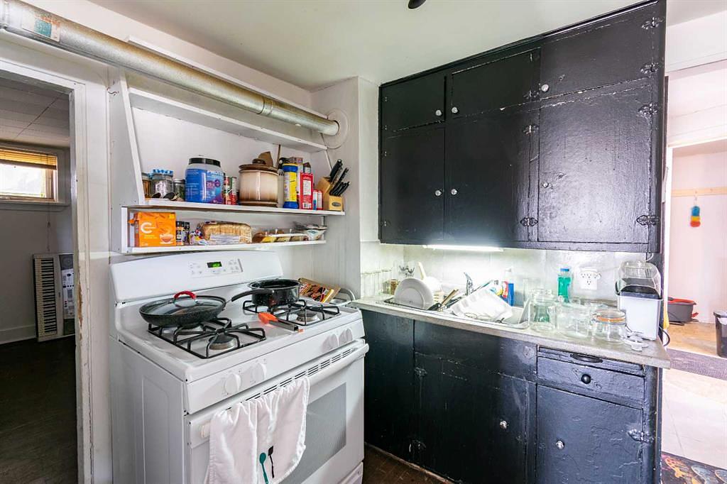 5007 50 Avenue, Stettler, AB