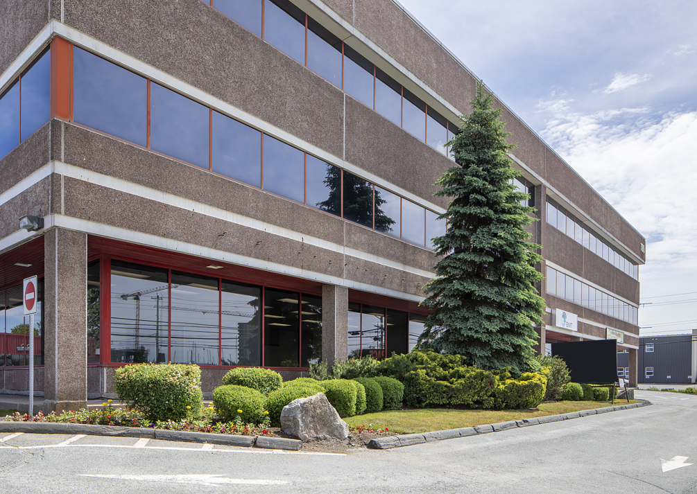 B2 - 780 Windmill Rd, Dartmouth, NS