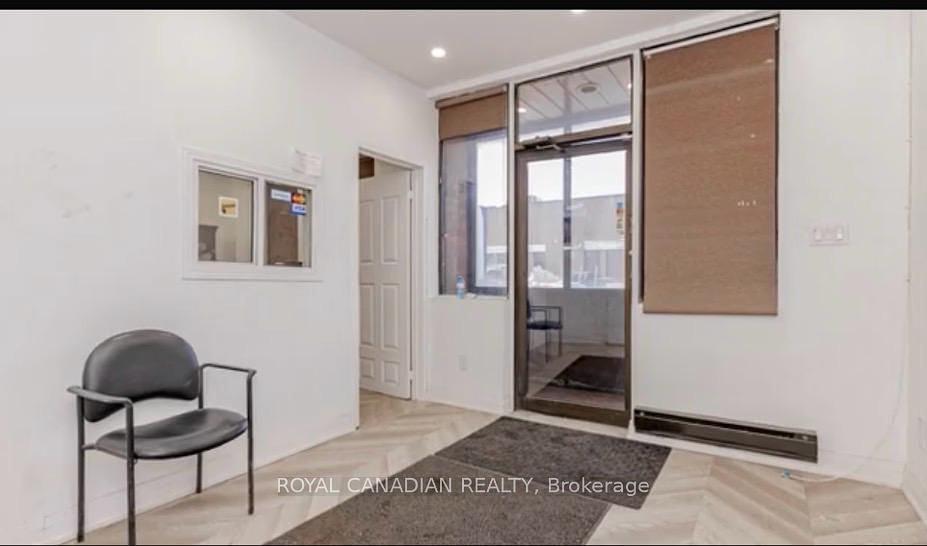 4 - 11 Goodmark Place, Toronto, ON