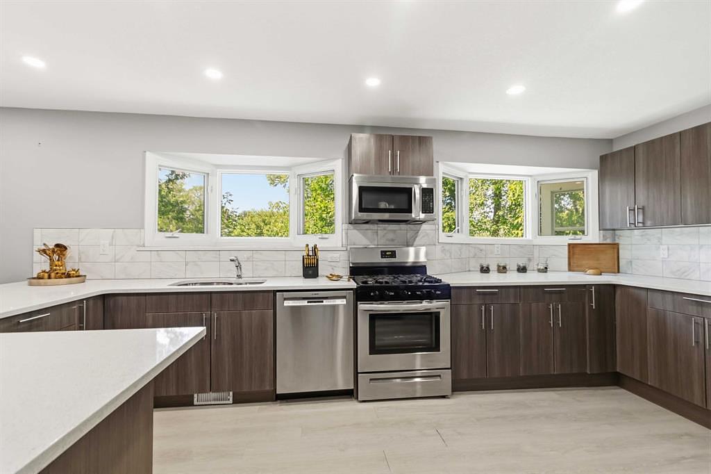 98 Hill Drive, Fort McMurray, AB