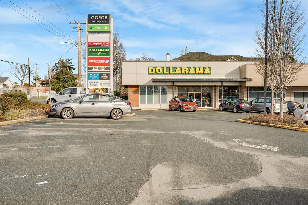 2929 Tillicum Road, Victoria, BC