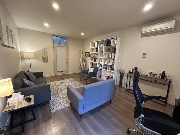 204 - 552 Columbia Street, New Westminster, BC
