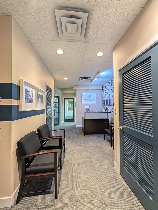 203 - 14439 104 Ave, Surrey, BC