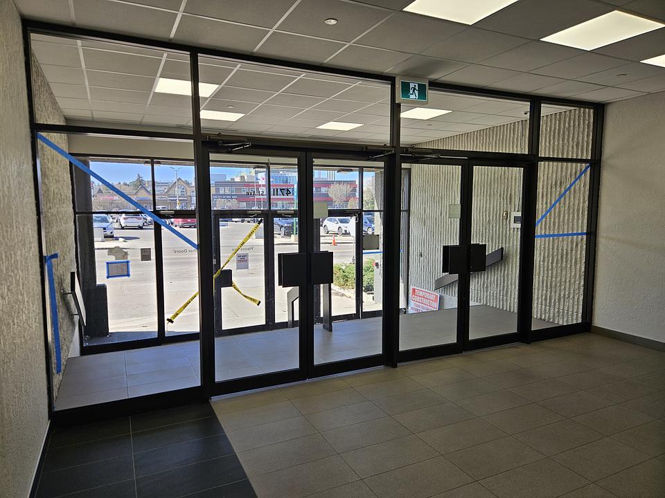 4711 51 Avenue, Red Deer, AB