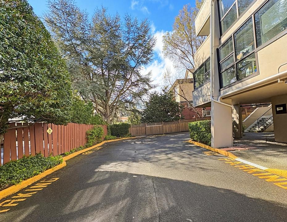 821 Burdett Avenue, Victoria, BC
