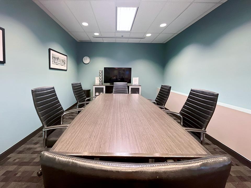 4711 Yonge Street, Toronto, ON