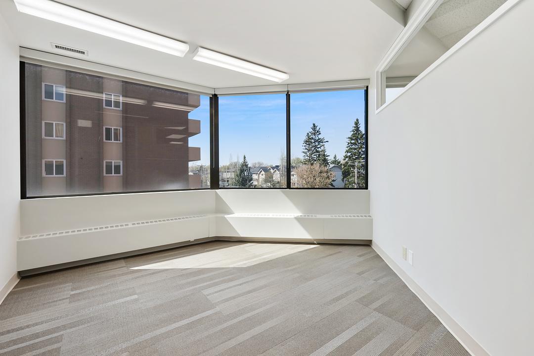 208 - 609 14 Street Northwest, Calgary, AB