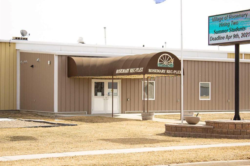 105 Pheasant Road, Rosemary, AB
