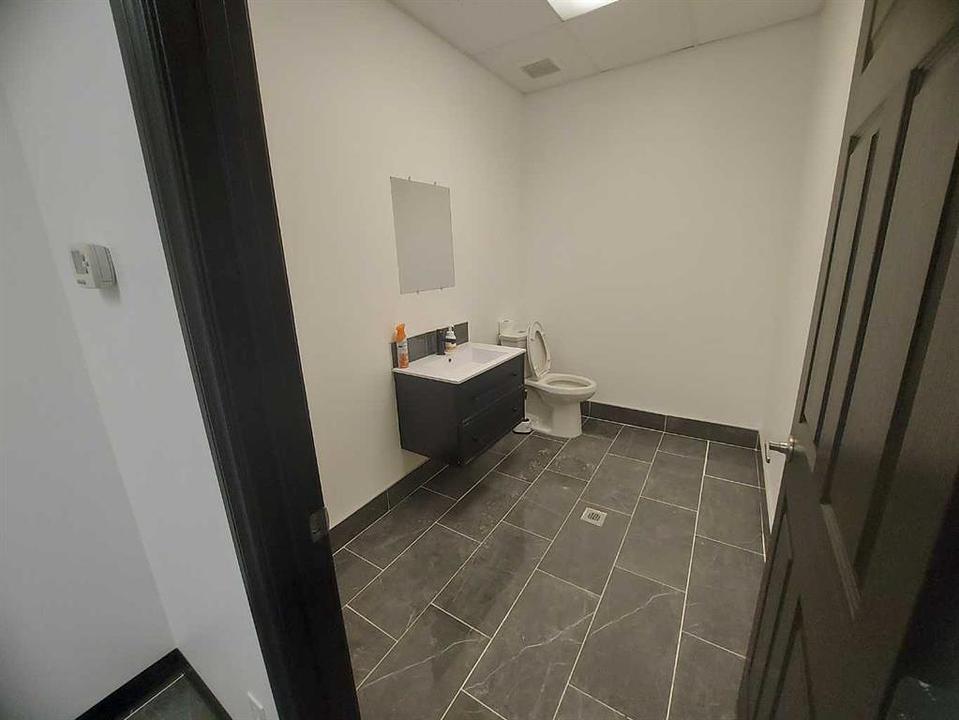 1 - 4418 50 Avenue, Red Deer, AB