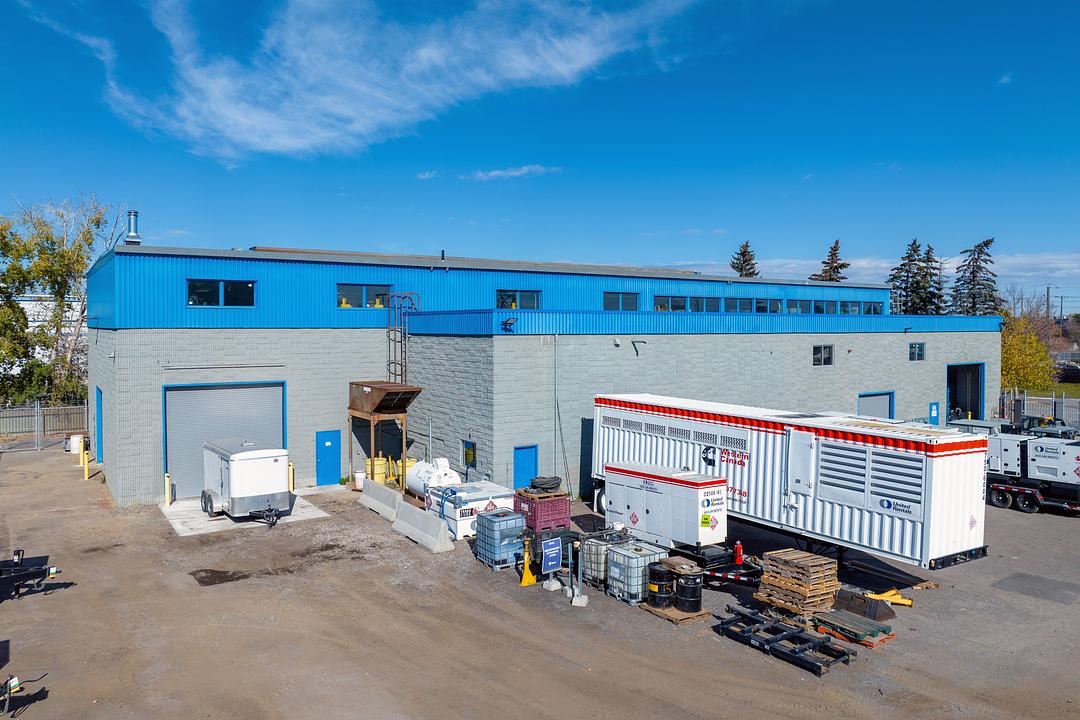 5715 35 St SE, Calgary, AB