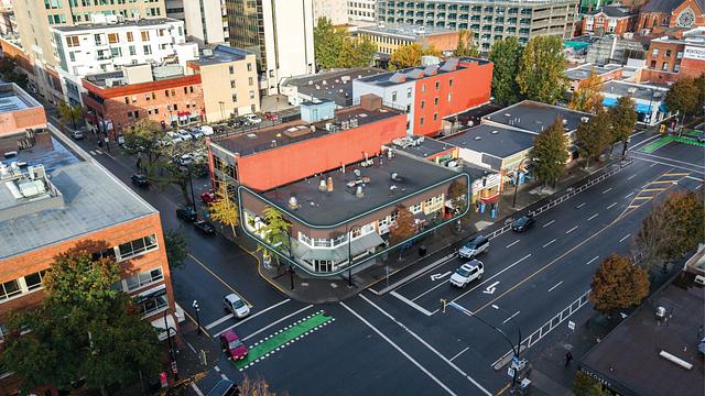1002 Blanshard Street, Victoria, BC