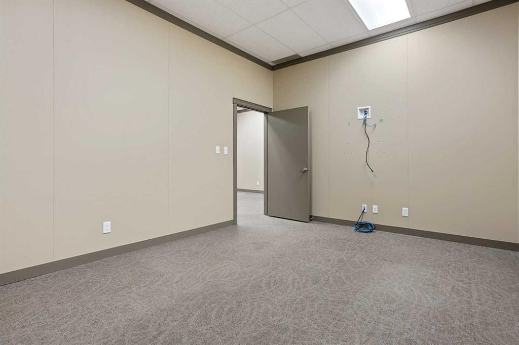 Unit A - 5051 50 Street, Camrose, AB