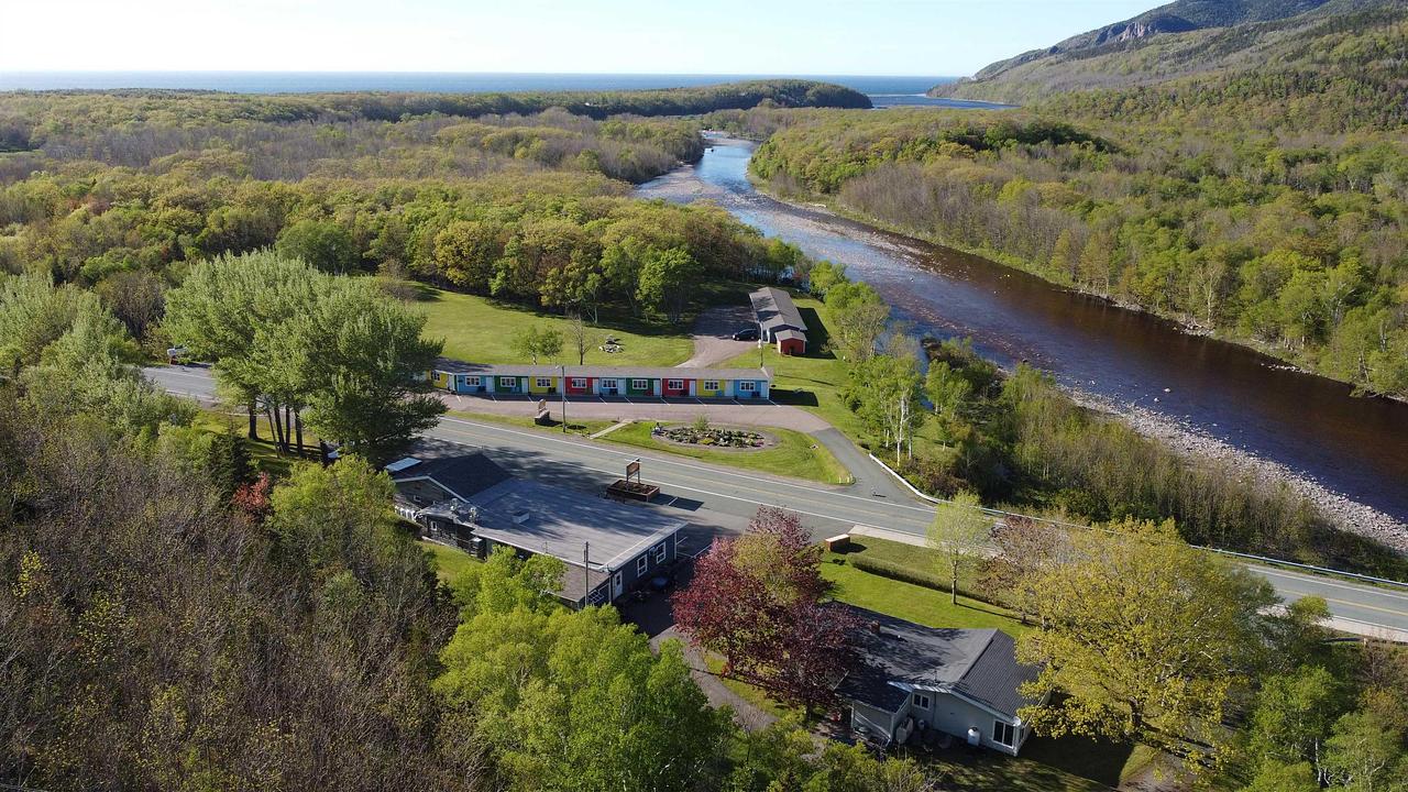 16537 Cabot Trail, Petit Étang, NS