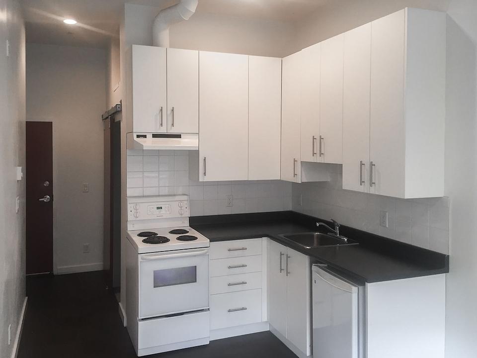 77 E Hastings St, Vancouver, BC