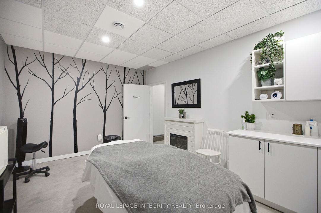 Unit #7 - 100 Madawaska Boulevard, Arnprior, ON