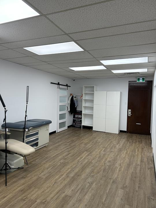 209 - 5881-5889 Cote des Neiges, Montreal, QC