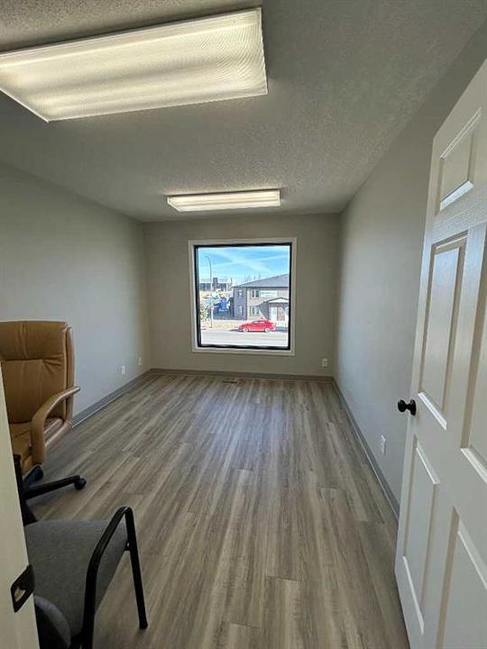 3174 34 Street North, Lethbridge, AB