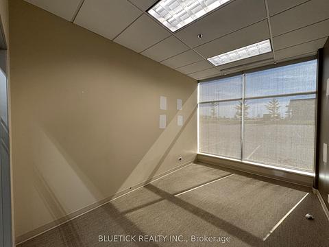 80 Courtneypark Drive West, Mississauga, ON