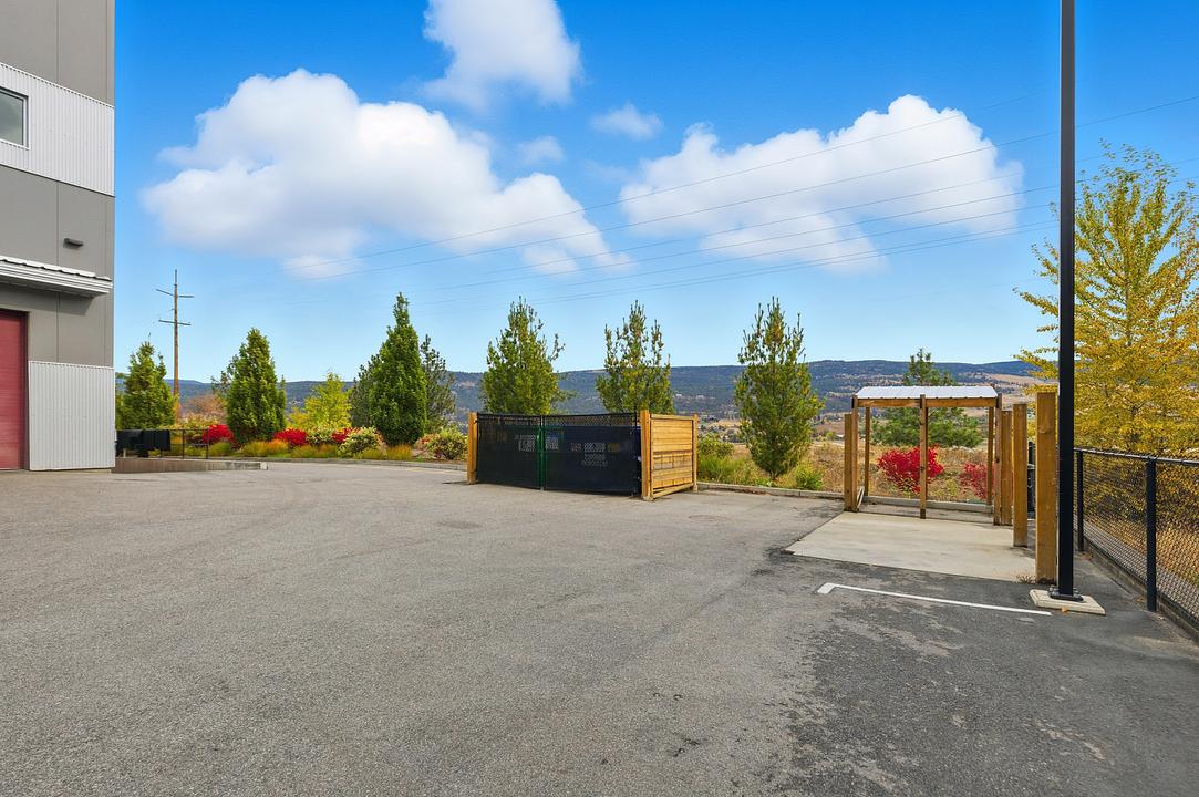 1965 Pier Mac Way, Kelowna, BC