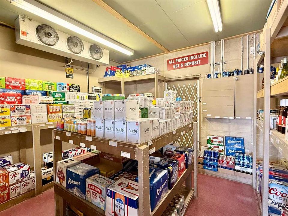 3 - 50 Elizabeth Street, Okotoks, AB