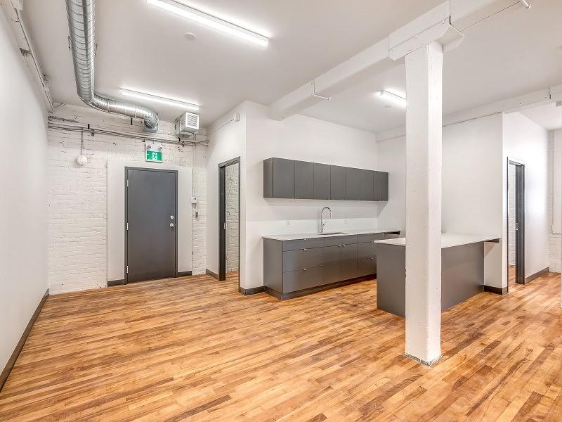 305 Rue de Bellechasse, Montréal, QC