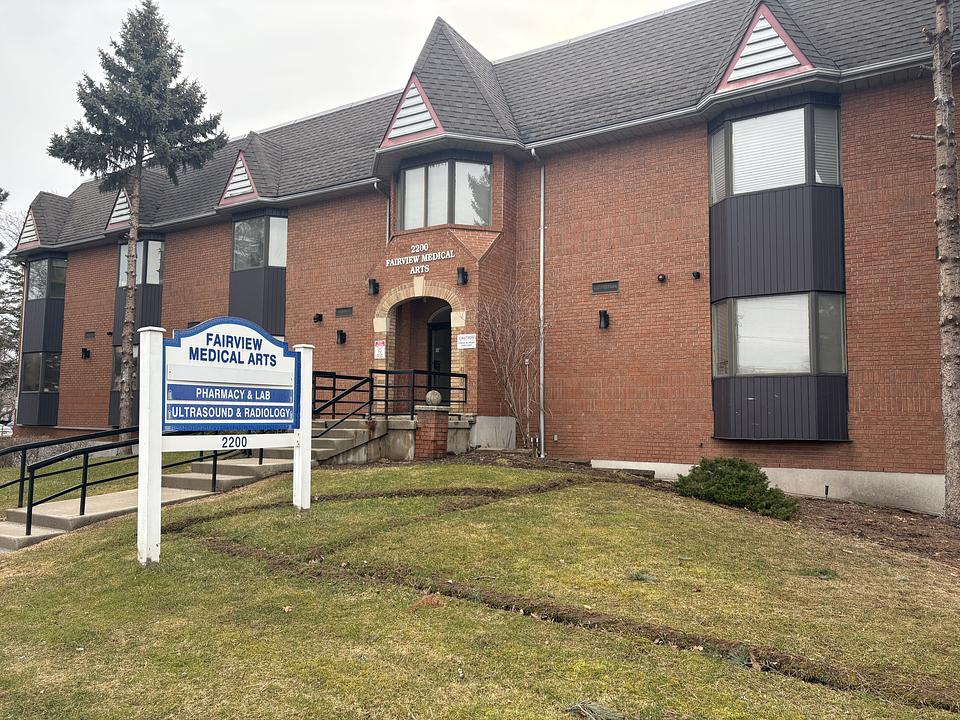 203 - 2200 Fairview Street, Burlington, ON