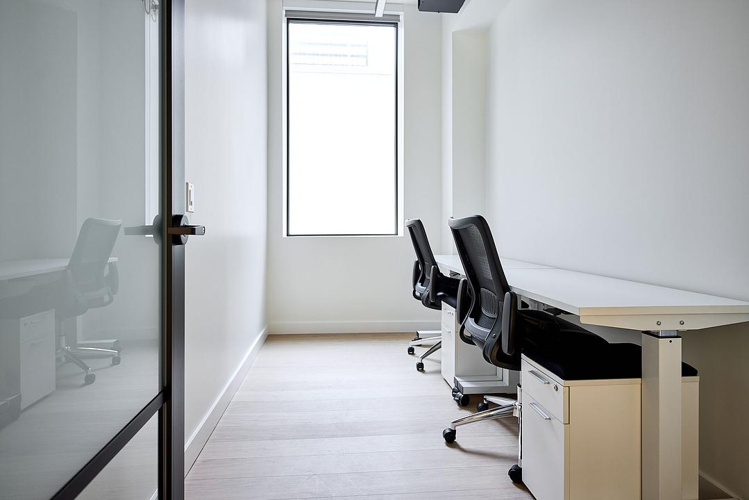 405-01 - 302 Bay Street, Toronto, ON