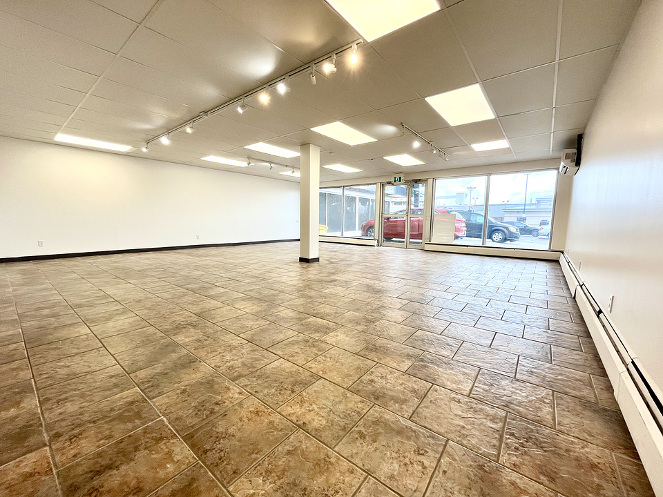 6328 104 St NW, Edmonton, AB