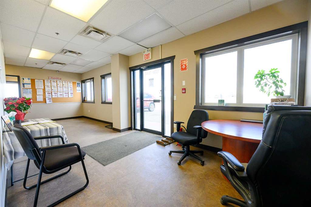 10709 79 Avenue, Clairmont, AB