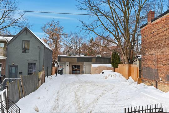 322 Dufferin Street, Toronto, ON