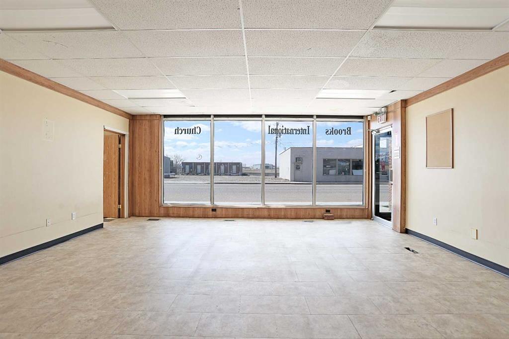 120 1st Avenue East, Brooks, AB