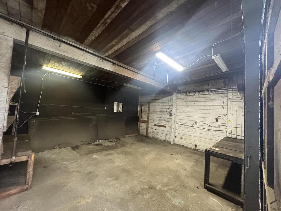 12205 Industrial Road, Surrey, BC