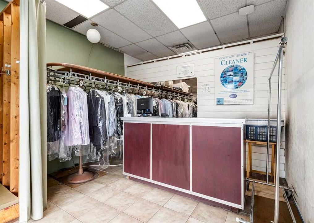 116 - 5403 Crowchild Trail Northwest, Calgary, AB