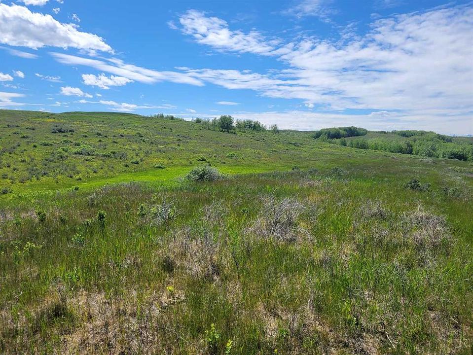 272065 Lochend Road, Rocky View County, AB