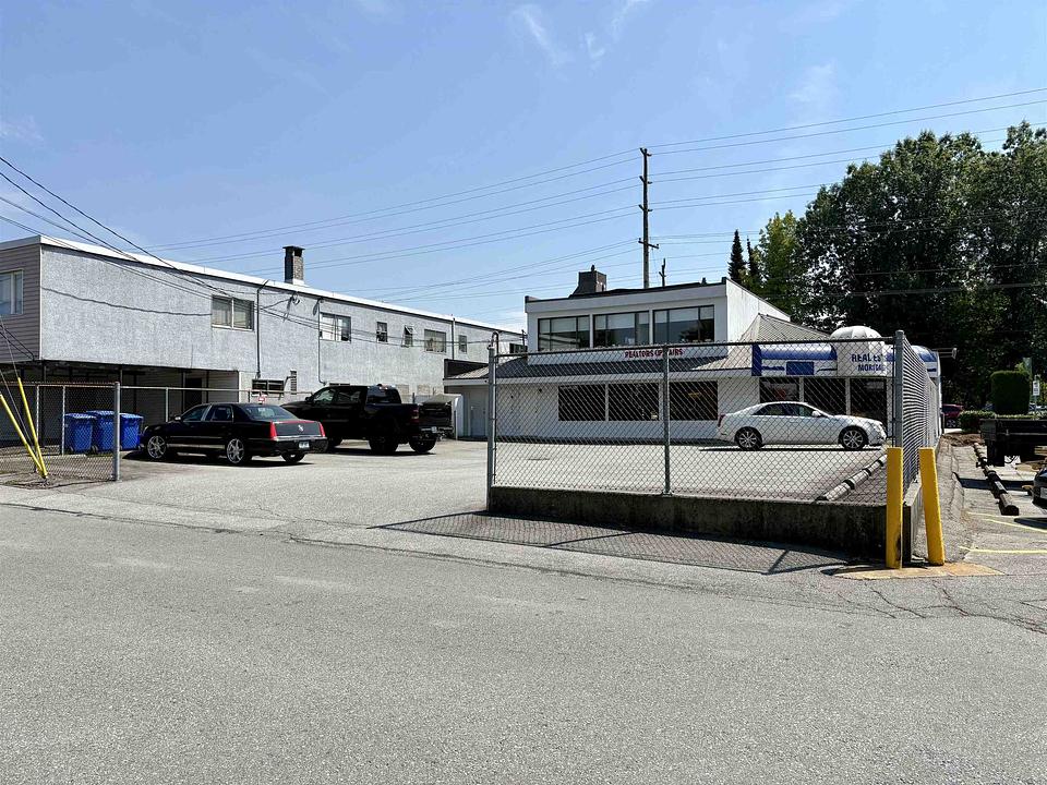 B - 22519 Dewdney Trunk Road, Maple Ridge, BC
