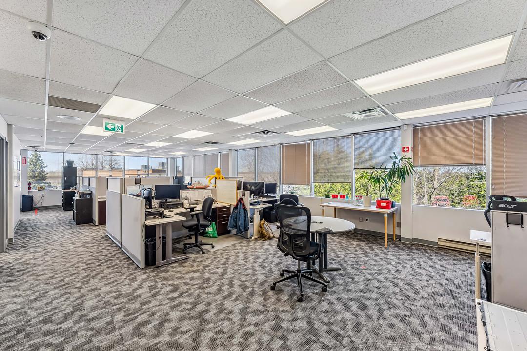 308 Legget Drive, Ottawa, ON
