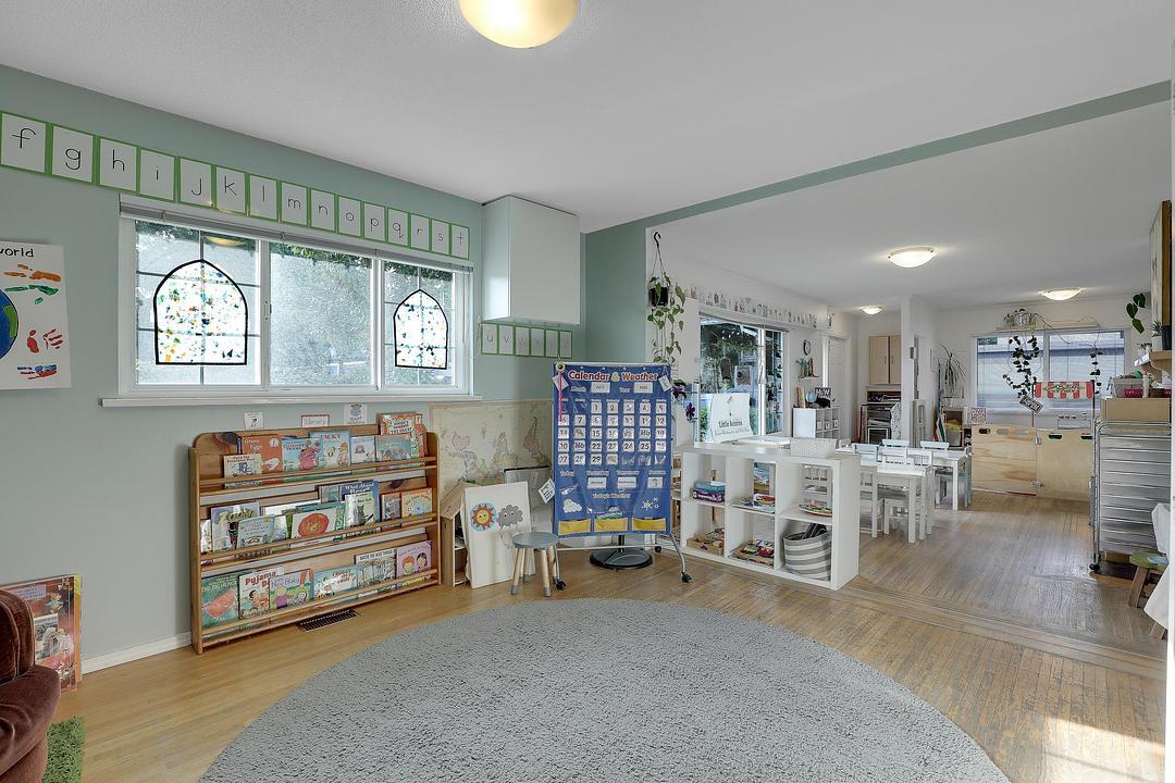 1554 Stevens Street, White Rock, BC